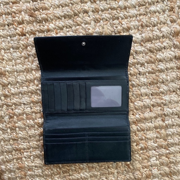 Coach Wallet & Clutch- like new condition - Picture 4 of 5